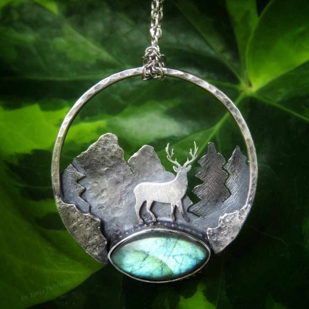 Argent Collier magnifique au style unique