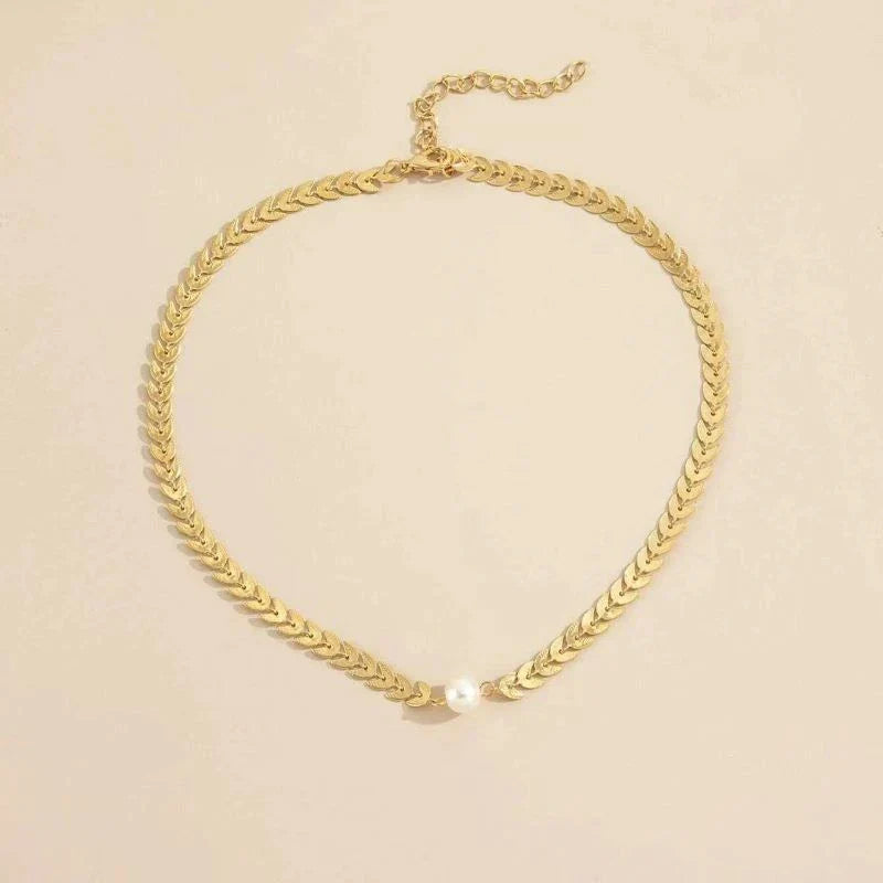 Or Collier artisanal délicat