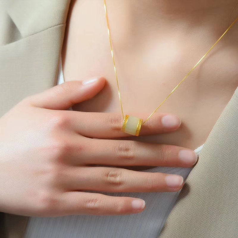 Argent Collier magnifique au style unique