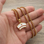 Collier classique au charme intemporel