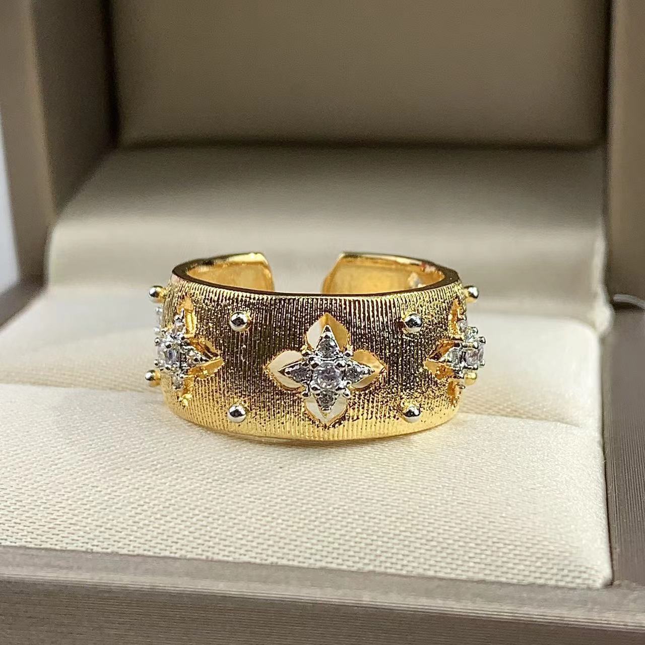 Bague élégant pour toute occasion