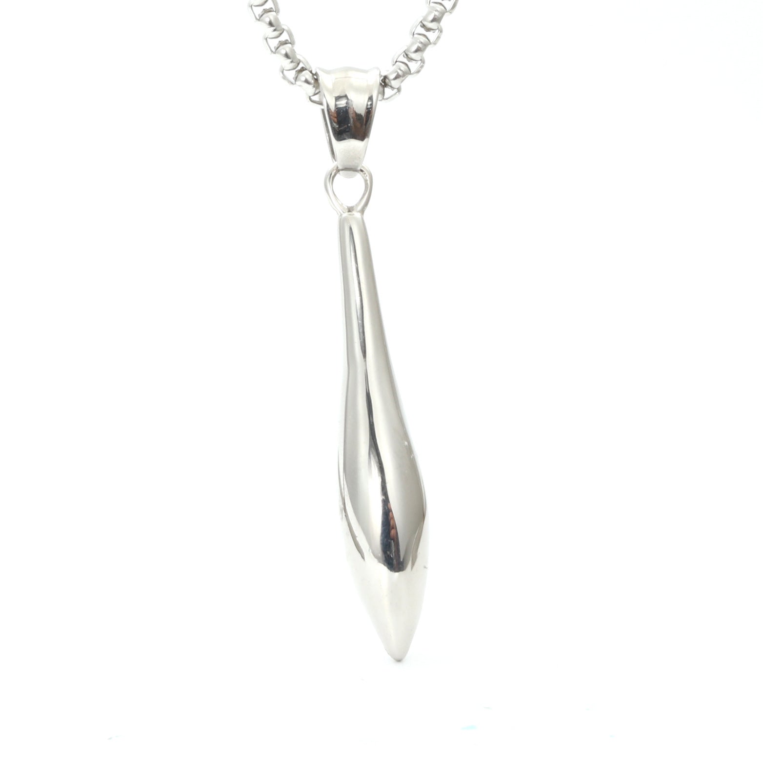 Collier classique au charme intemporel