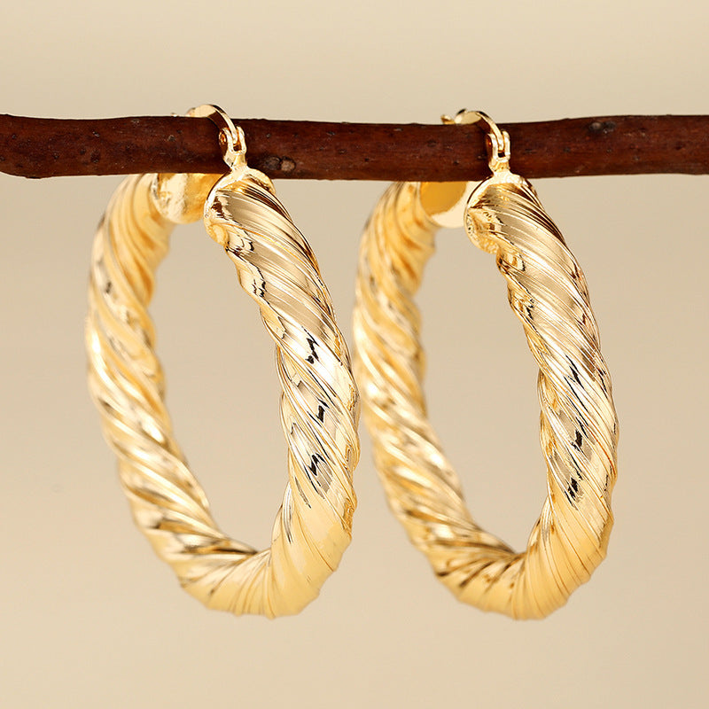 A Must-Have - Boucle d'oreille artisanal délicat