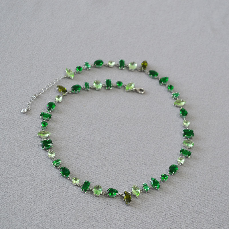 Argent Collier magnifique au style unique