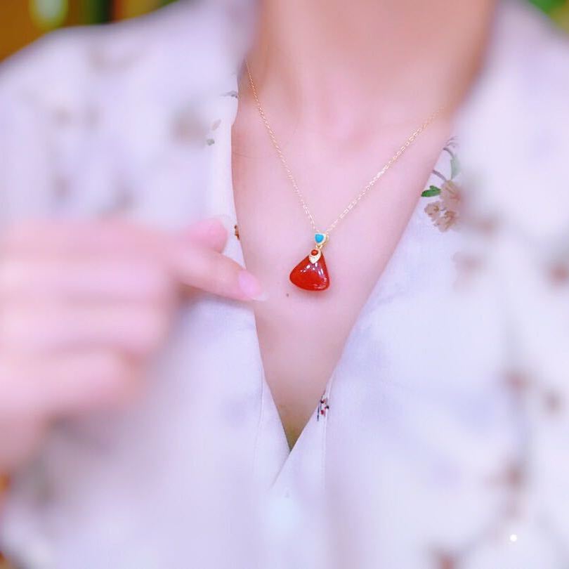 Argent Collier magnifique au style unique