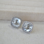 Argent Boucle d'oreille artisanal délicat