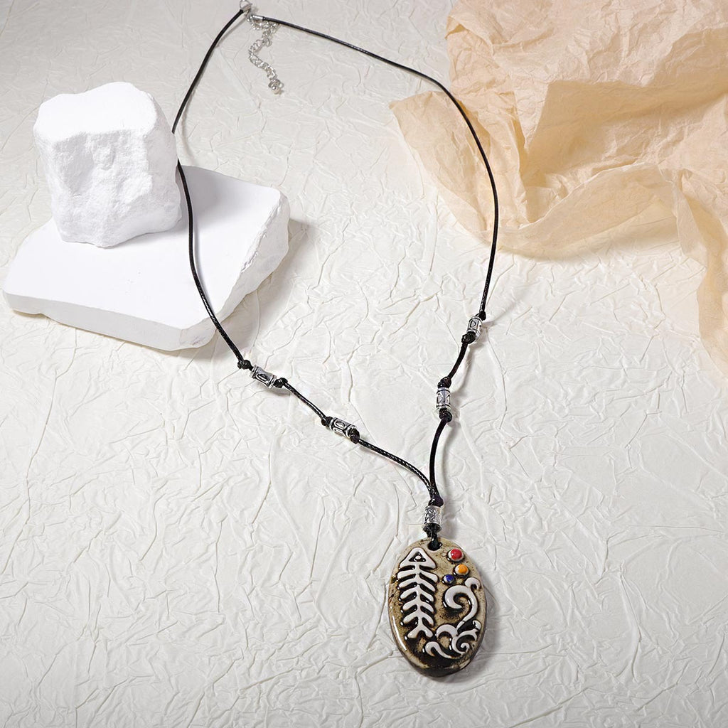 Collier artisanal délicat