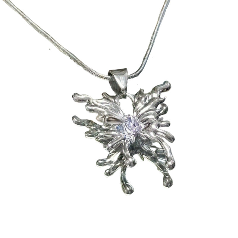 Collier artisanal délicat