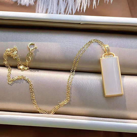 Argent Collier magnifique au style unique