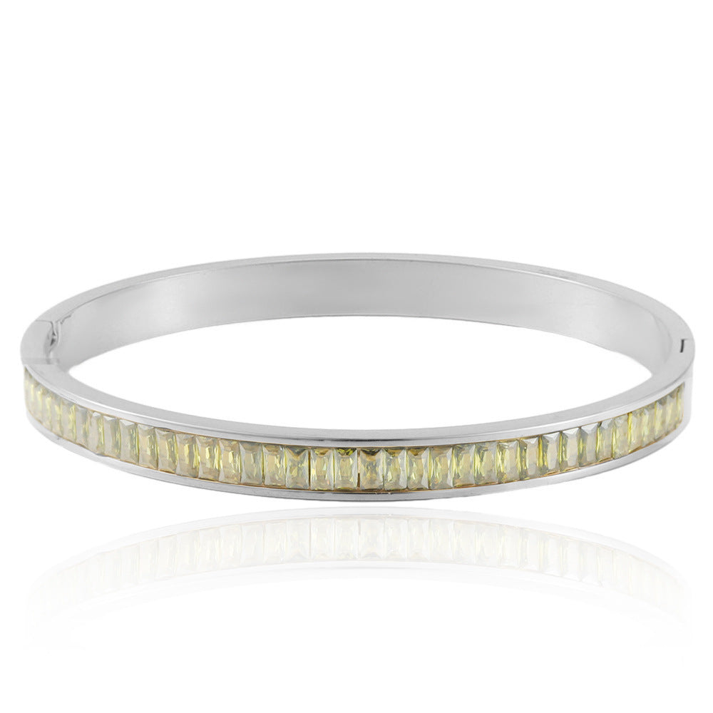 Bracelet classique au charme intemporel