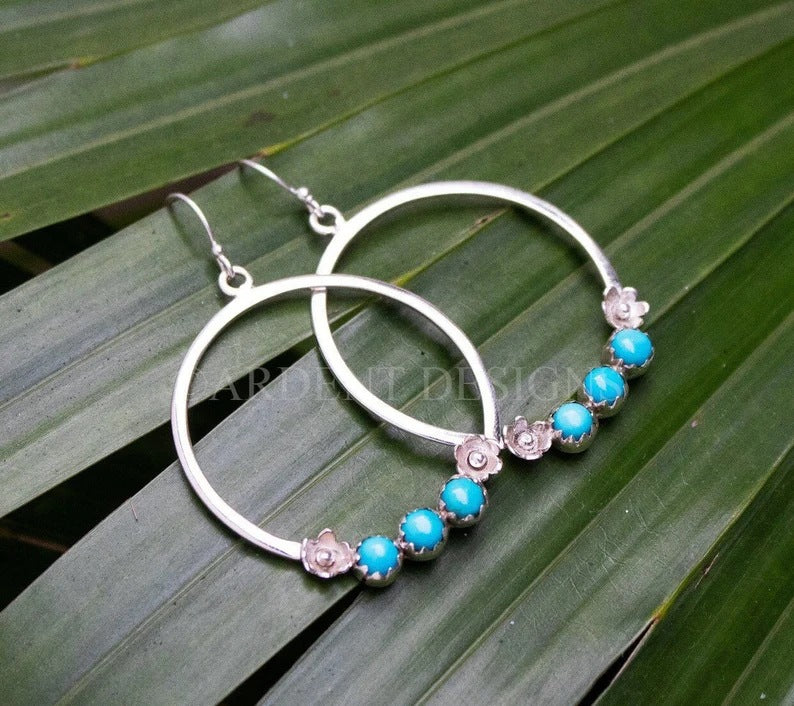 Argent Boucle d'oreille artisanal délicat