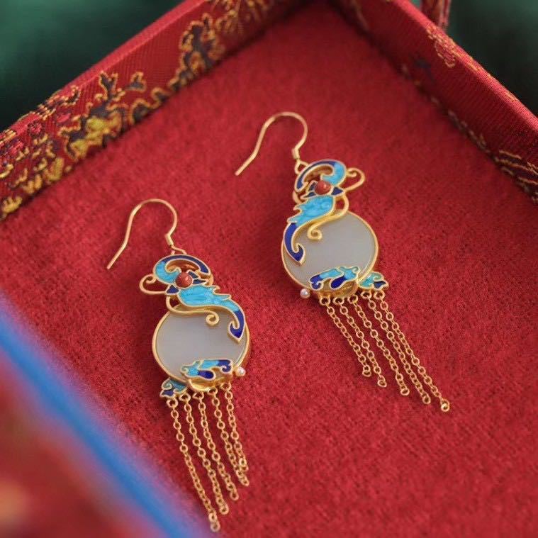 Argent Boucle d'oreille artisanal délicat