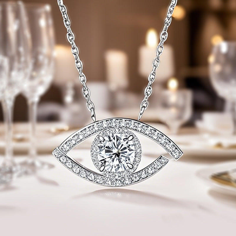 Collier artisanal délicat