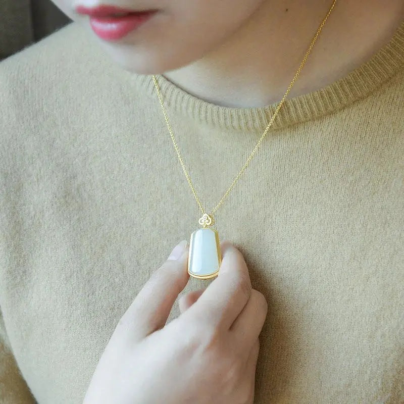 Argent Collier classique au charme intemporel