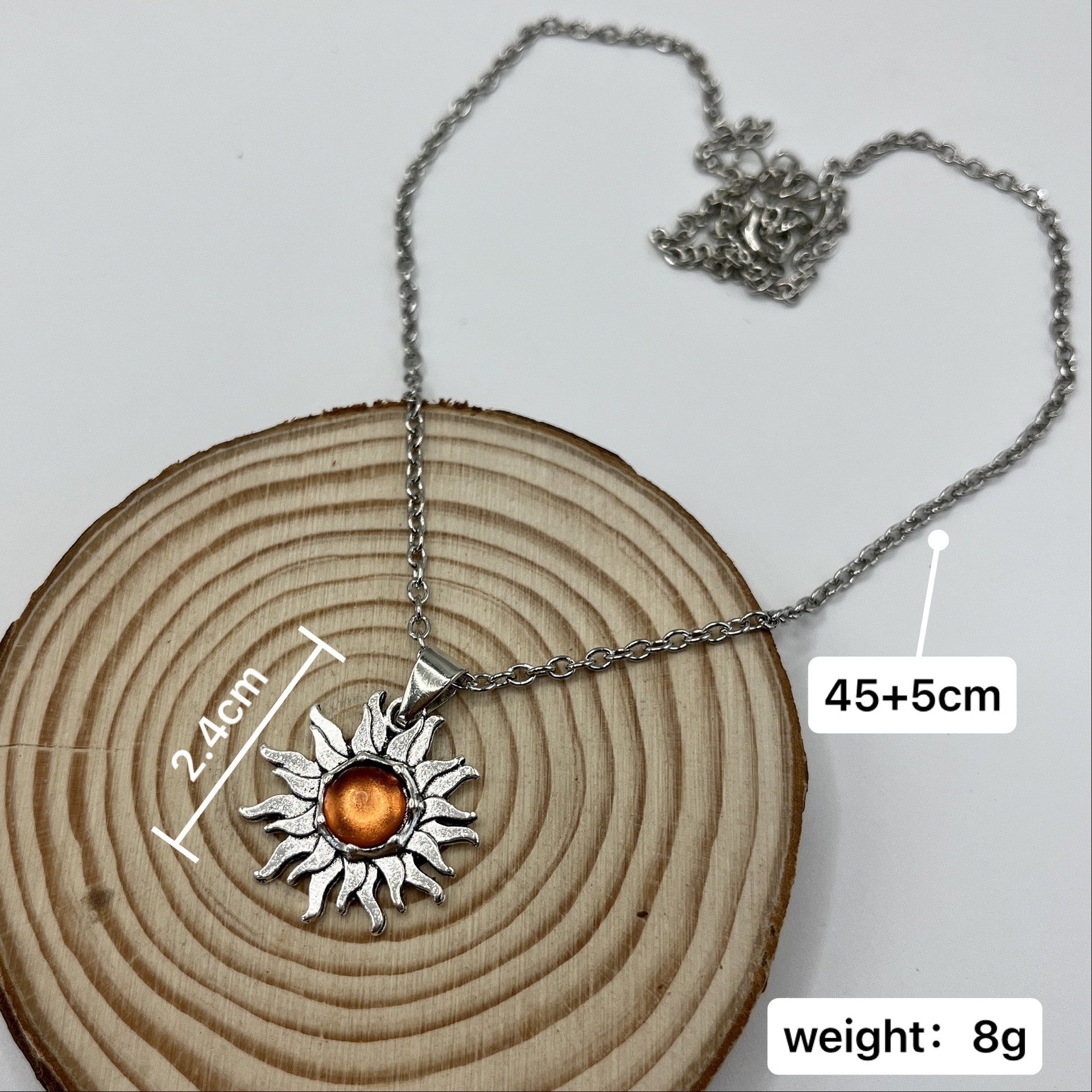 Collier artisanal délicat