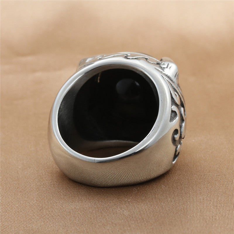 Bague magnifique au style unique