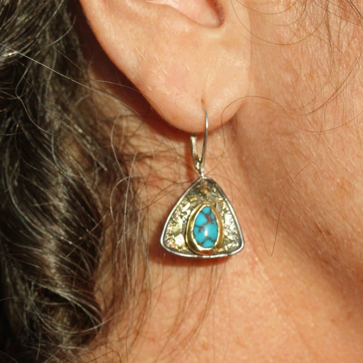 Argent Boucle d'oreille artisanal délicat