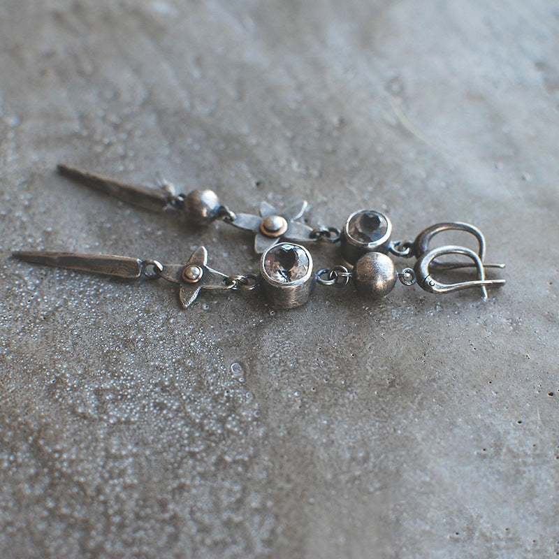 Argent Boucle d'oreille artisanal délicat