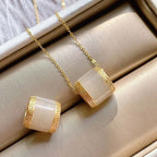 Argent Collier magnifique au style unique