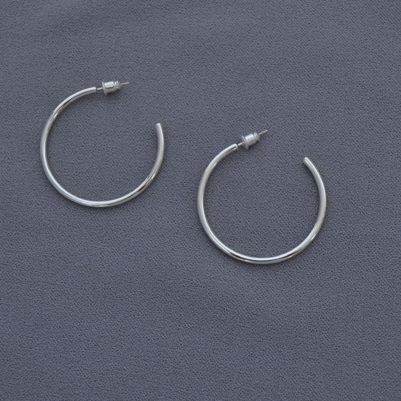 Argent Boucle d'oreille charmant pour toute occasion