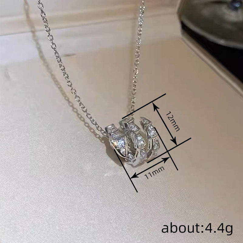 Collier artisanal délicat