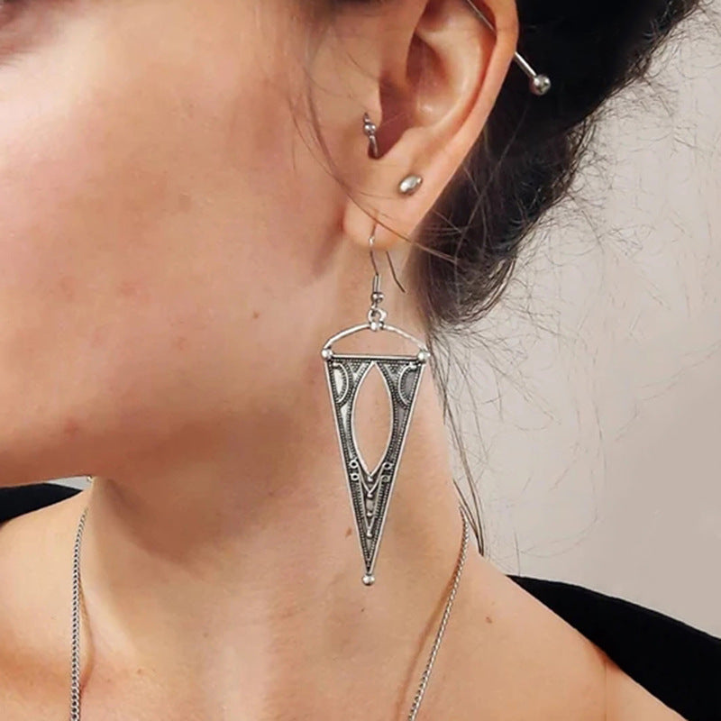 Argent Boucle d'oreille artisanal délicat