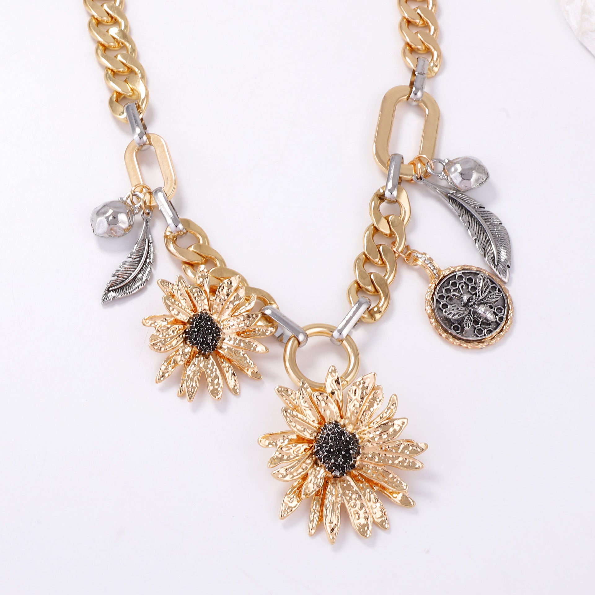 Collier artisanal délicat