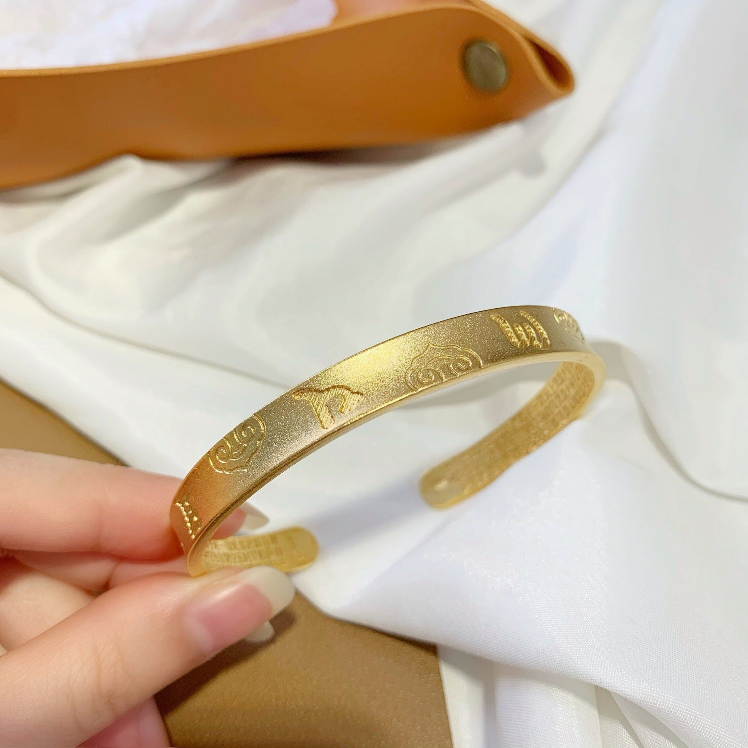 Argent Bracelet magnifique au style unique