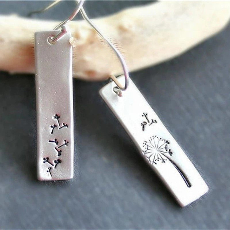 Argent Boucle d'oreille artisanal délicat