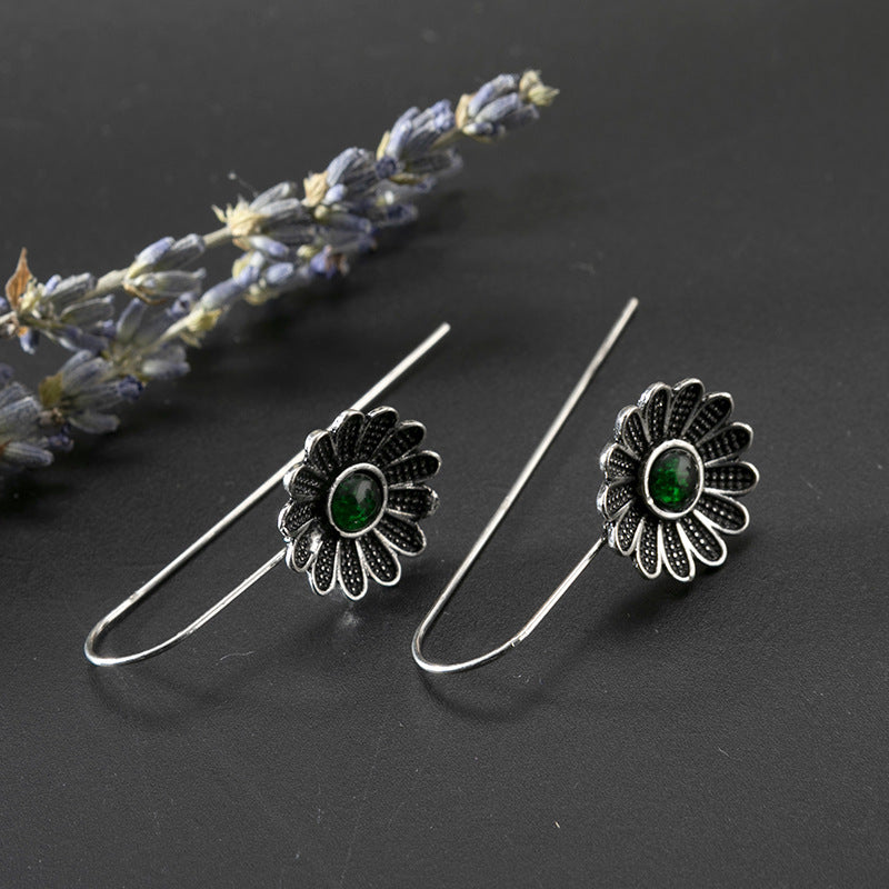 Argent Boucle d'oreille artisanal délicat