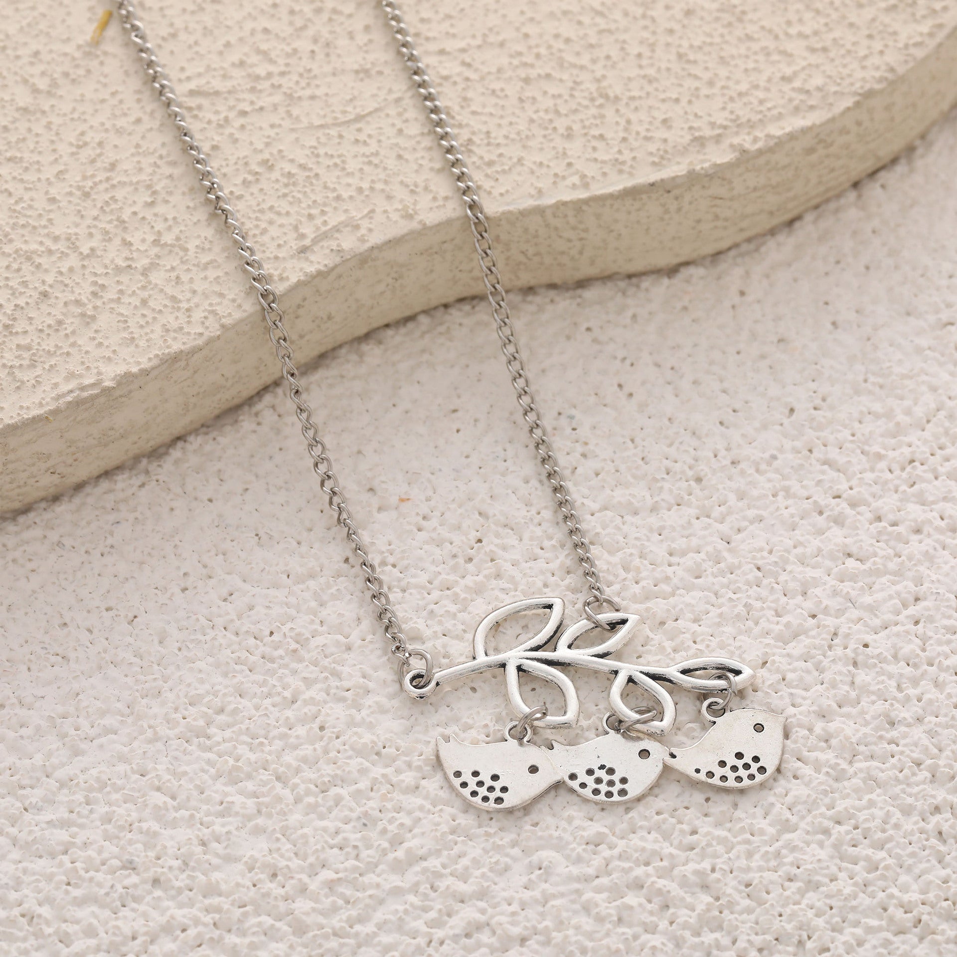 Collier artisanal délicat