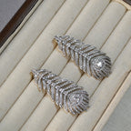 Argent Boucle d'oreille artisanal délicat