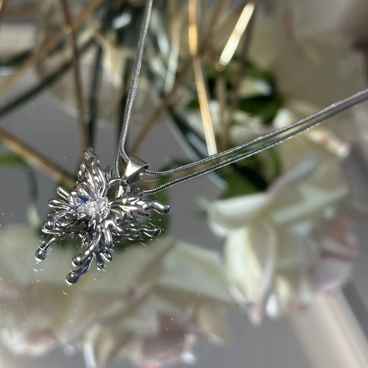 Collier artisanal délicat