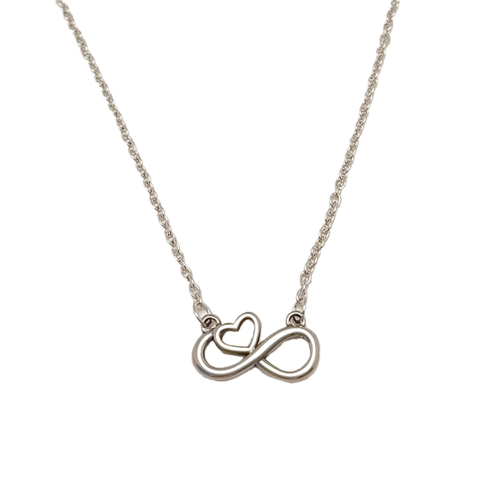 Collier artisanal délicat