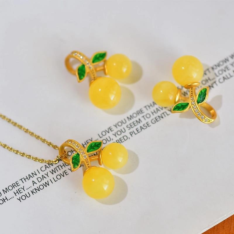 Argent Collier magnifique au style unique