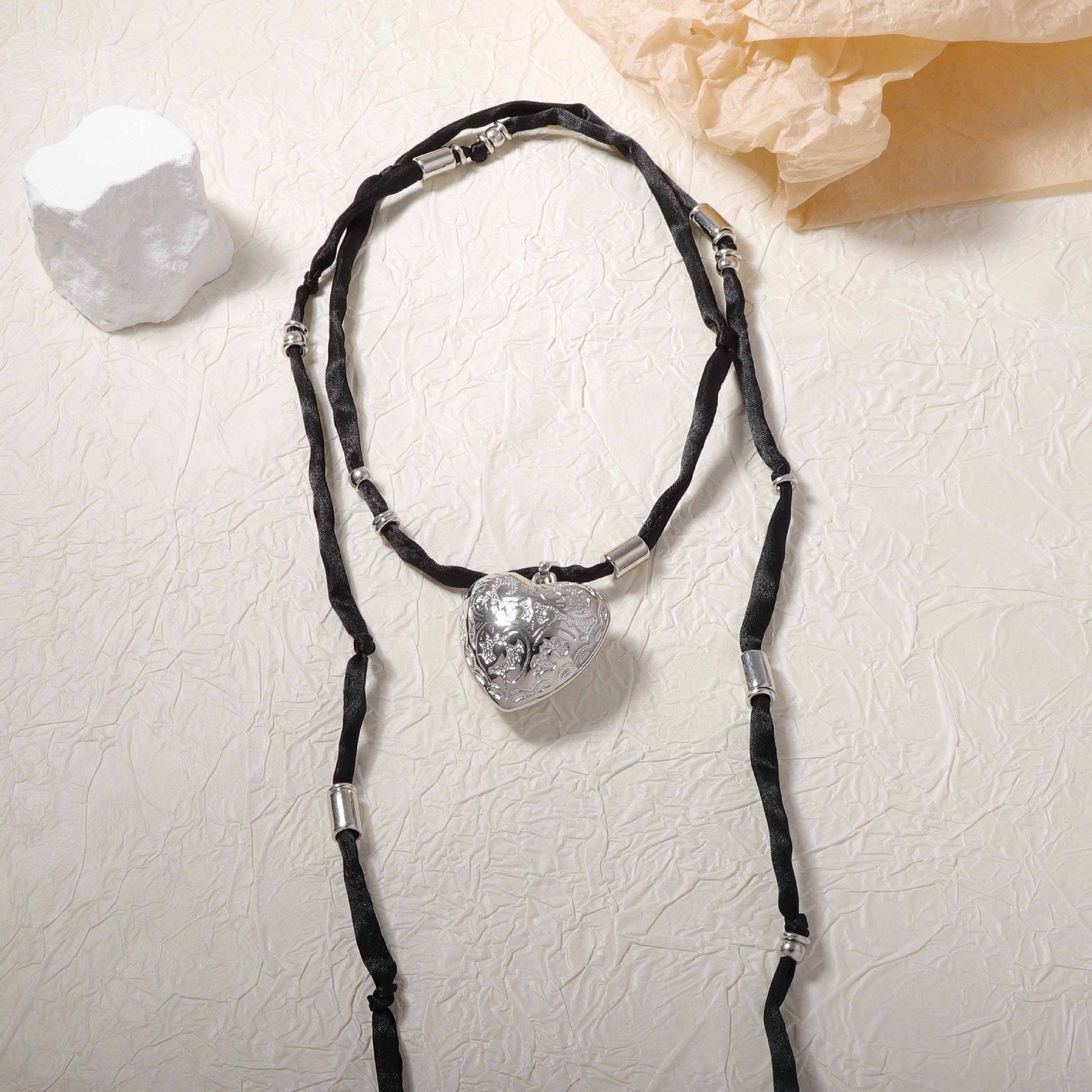 Collier artisanal délicat