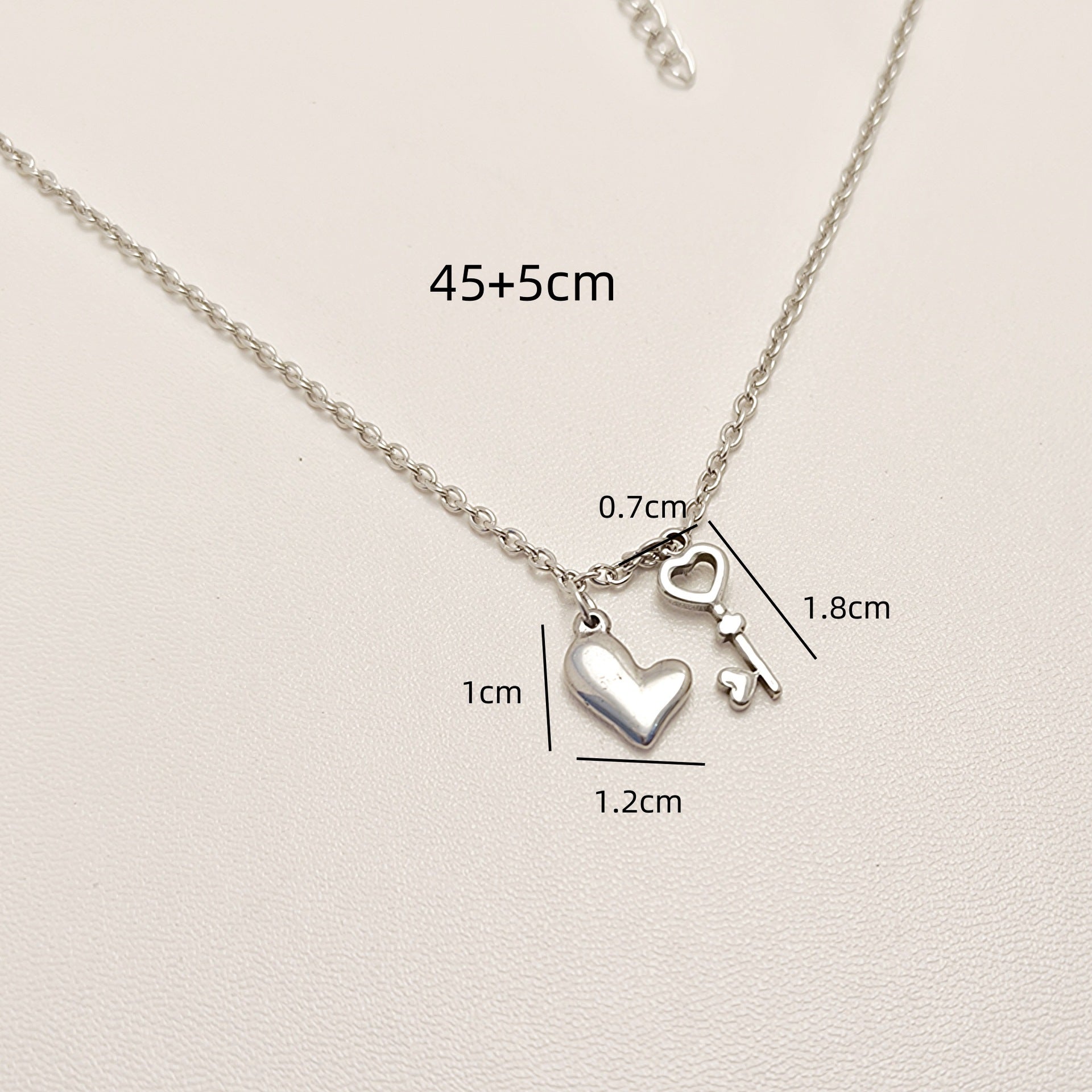 Collier artisanal délicat