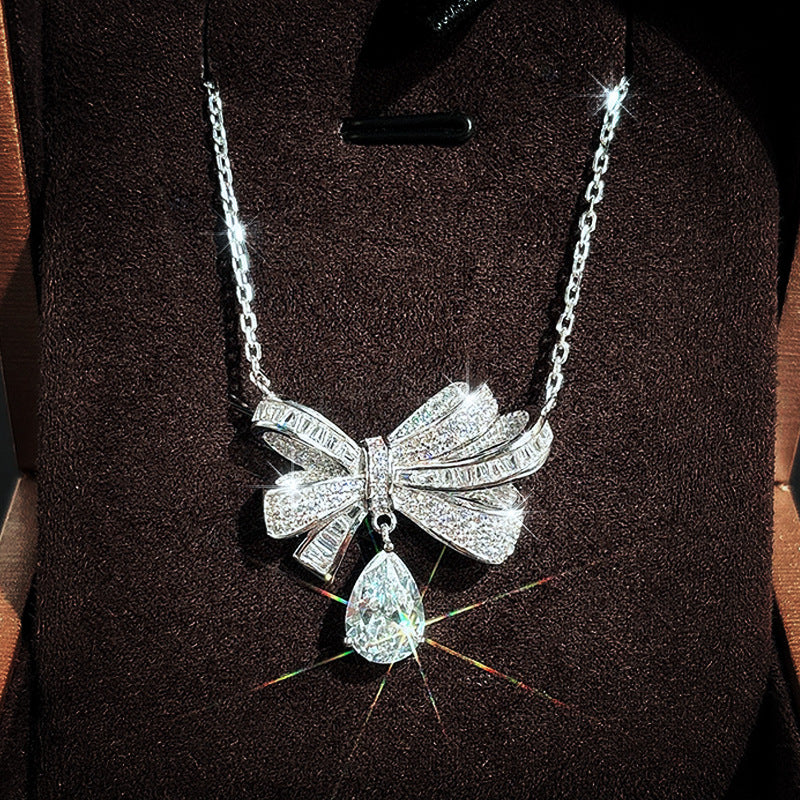 Collier artisanal délicat