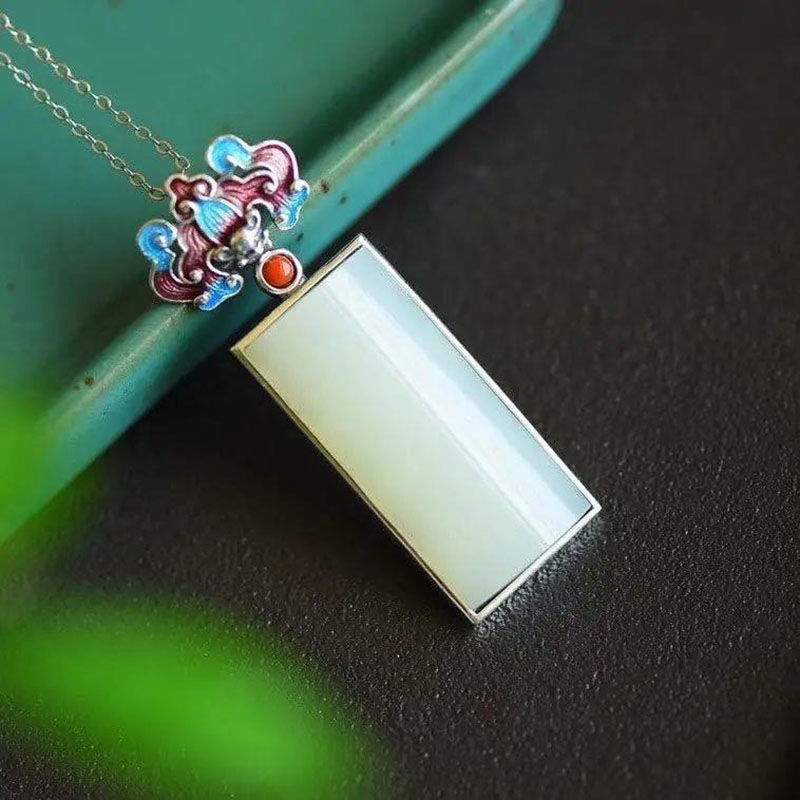 Argent Collier magnifique au style unique