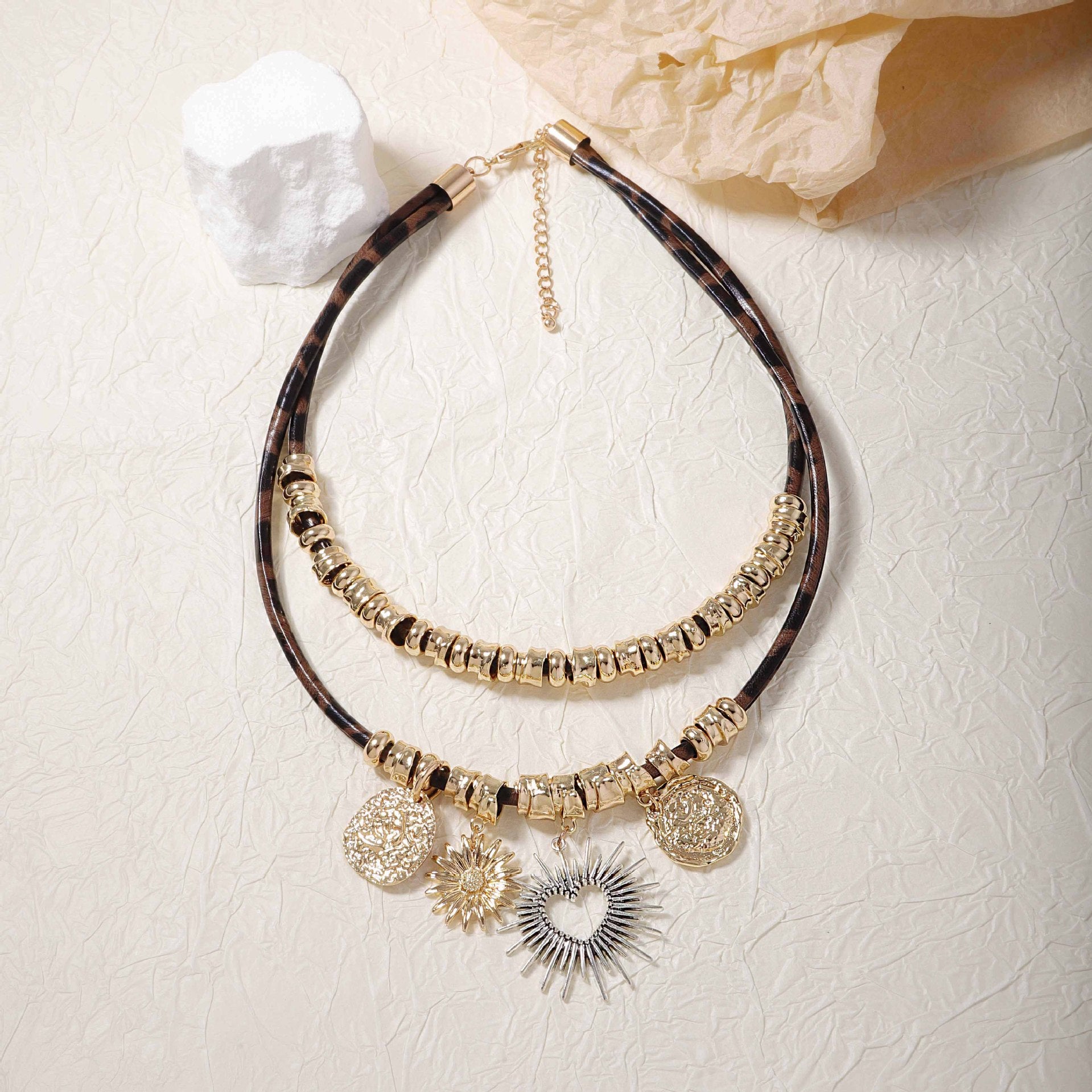 Collier artisanal délicat