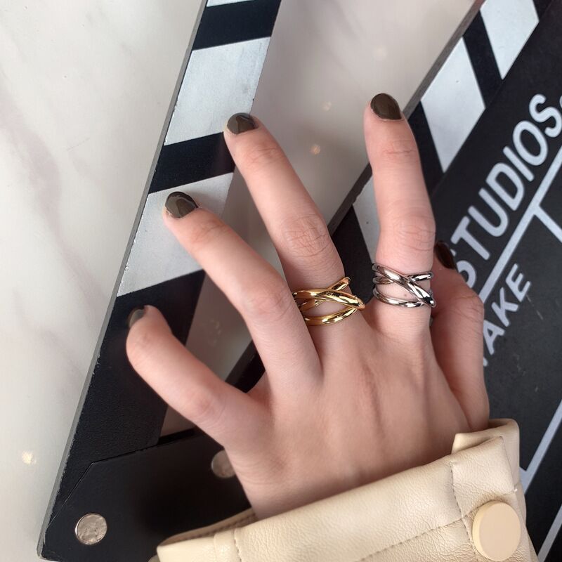 Bague artisanal délicat