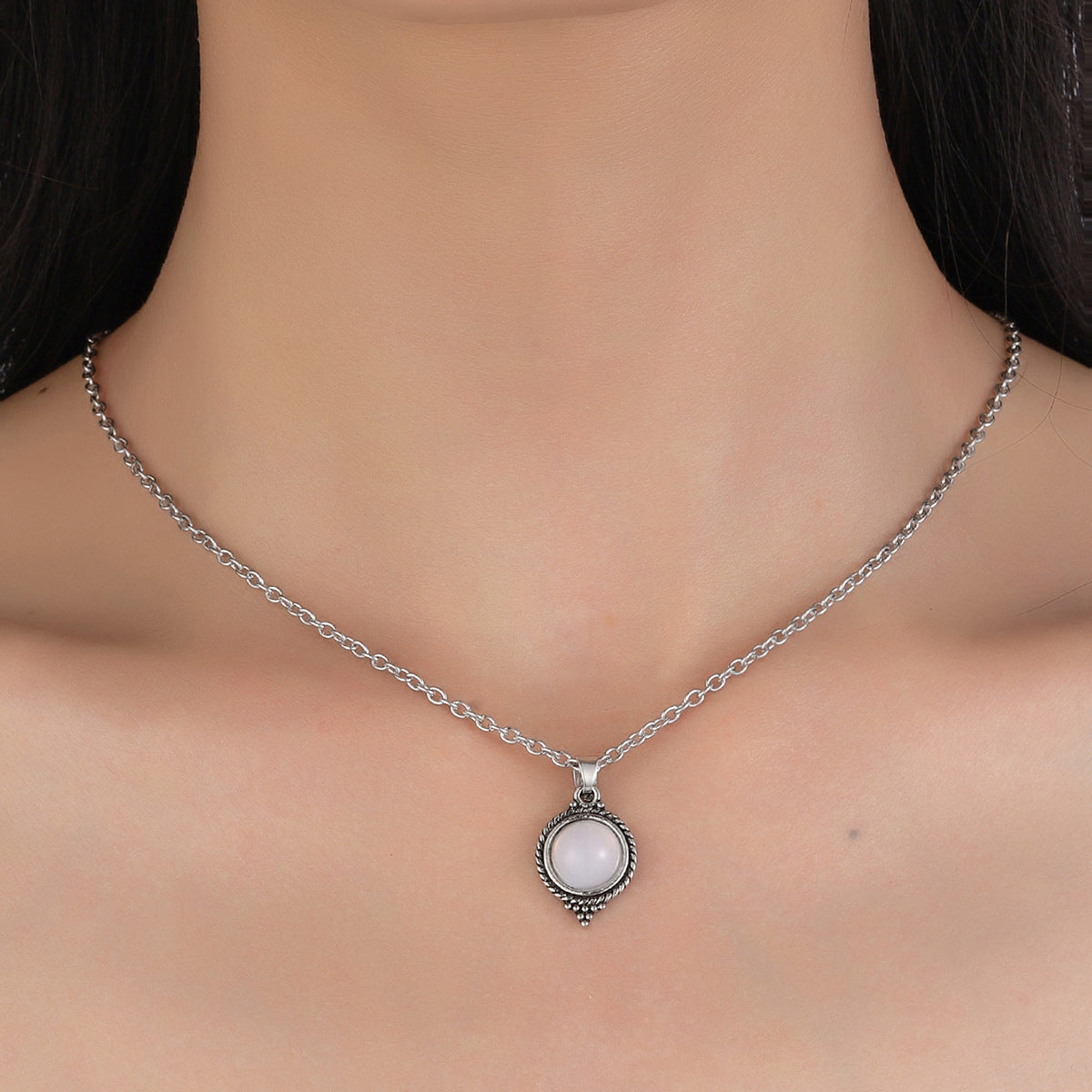 Collier artisanal délicat