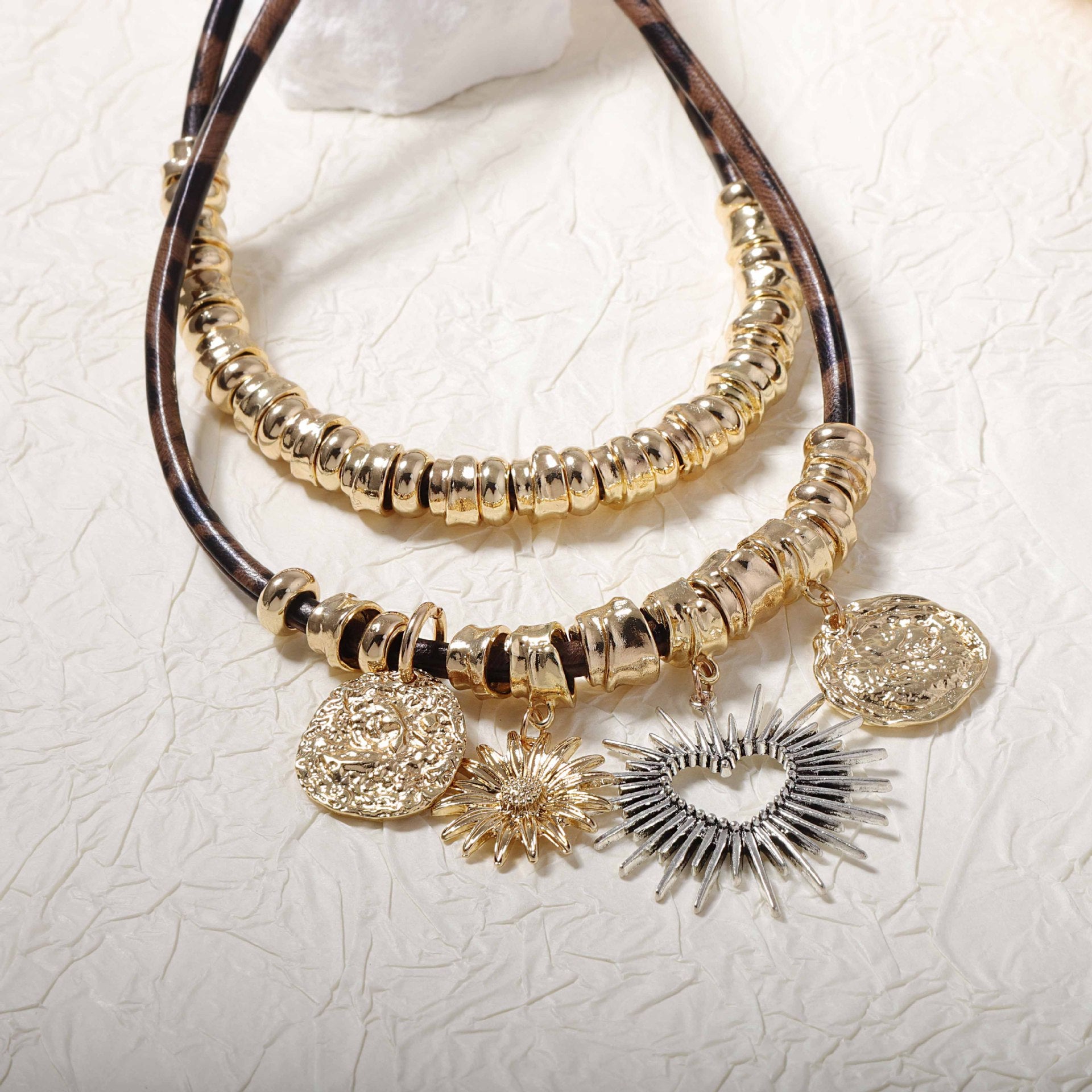 Collier artisanal délicat