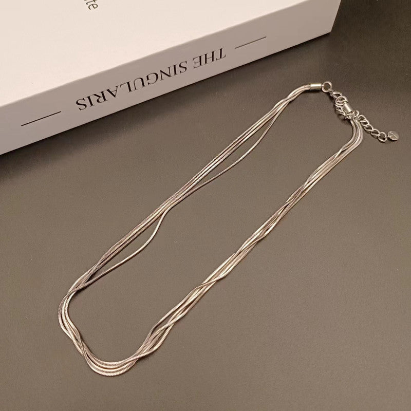 Argent Collier magnifique au style unique