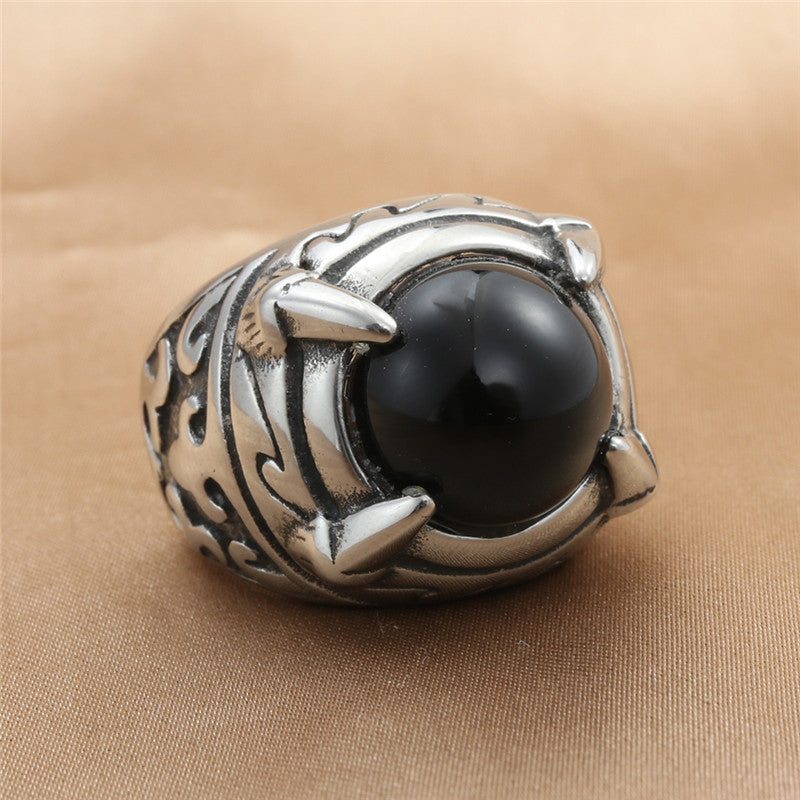 Bague magnifique au style unique