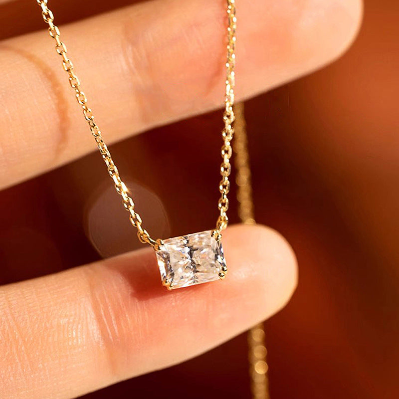 Collier artisanal délicat