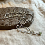 Argent Collier magnifique au style unique