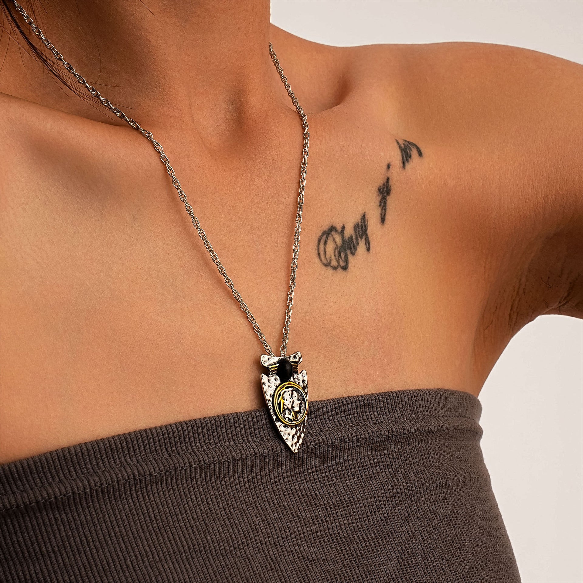 Collier artisanal délicat