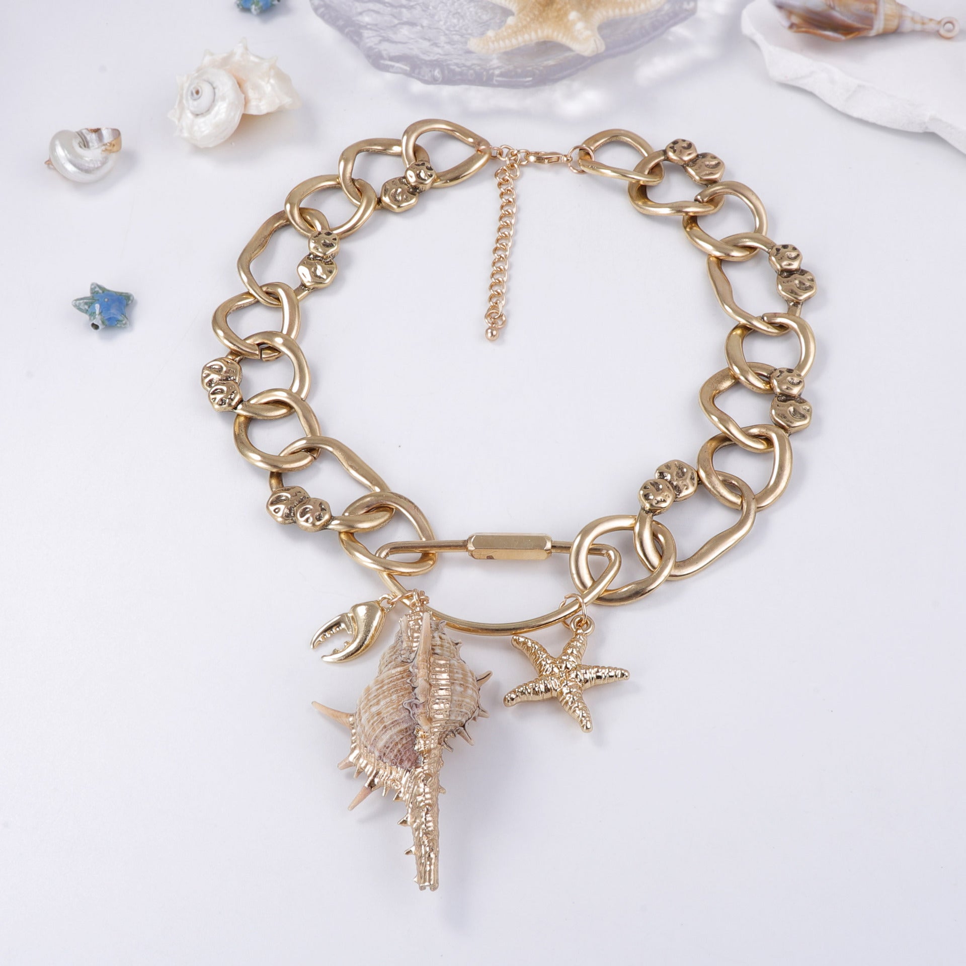 Collier artisanal délicat