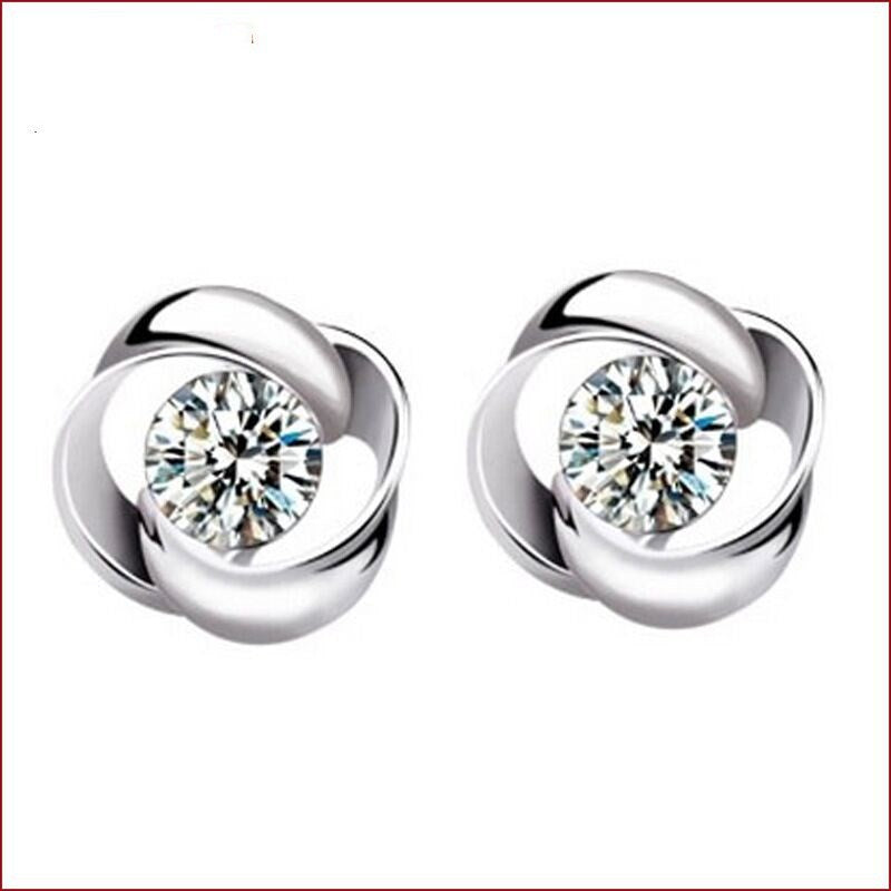 Argent Boucle d'oreille vintage fait main